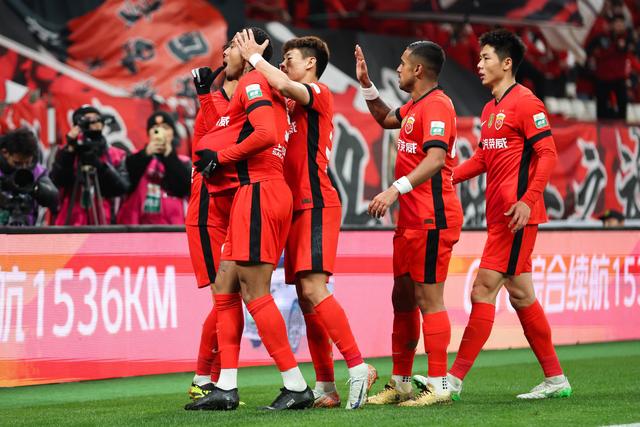 时来运转：球队士气高昂比赛中状态百倍