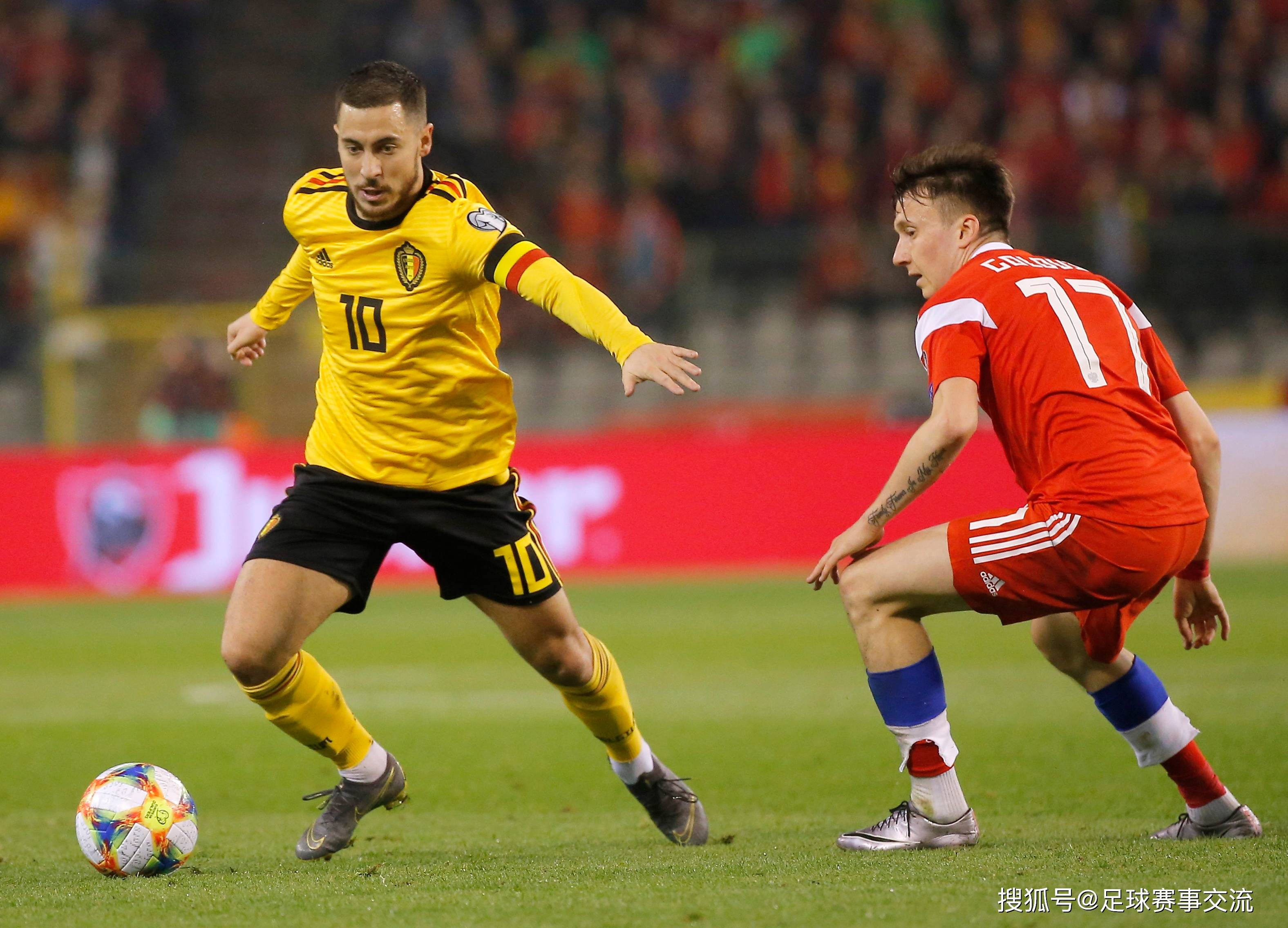 激战蓄势待发，足球赛场上的精彩继续