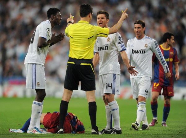 阿尔维斯备战艰难，期待下一场胜利的简单介绍