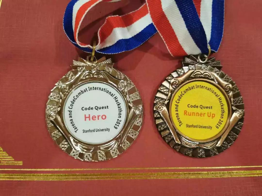 卢森堡队员喜获奖牌成绩斐然