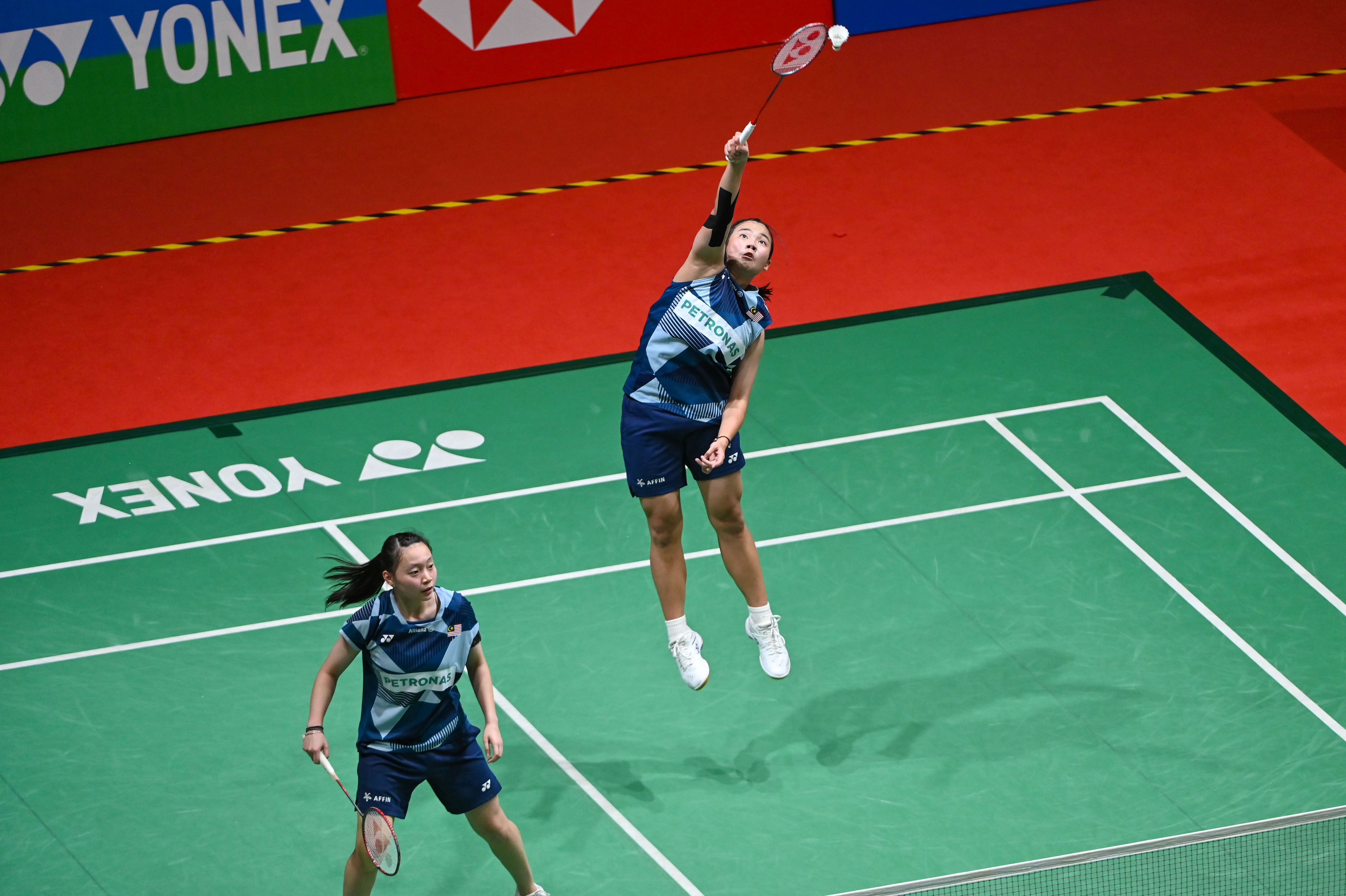 羽毛球比赛实力碾压，队伍战绩斐然的简单介绍