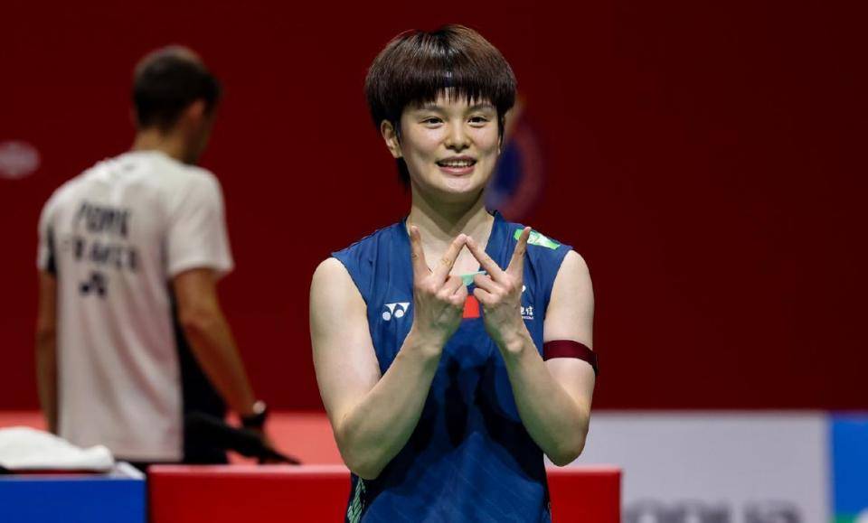 包含湖南湘涛客场遭遇逆转，无缘胜出的词条