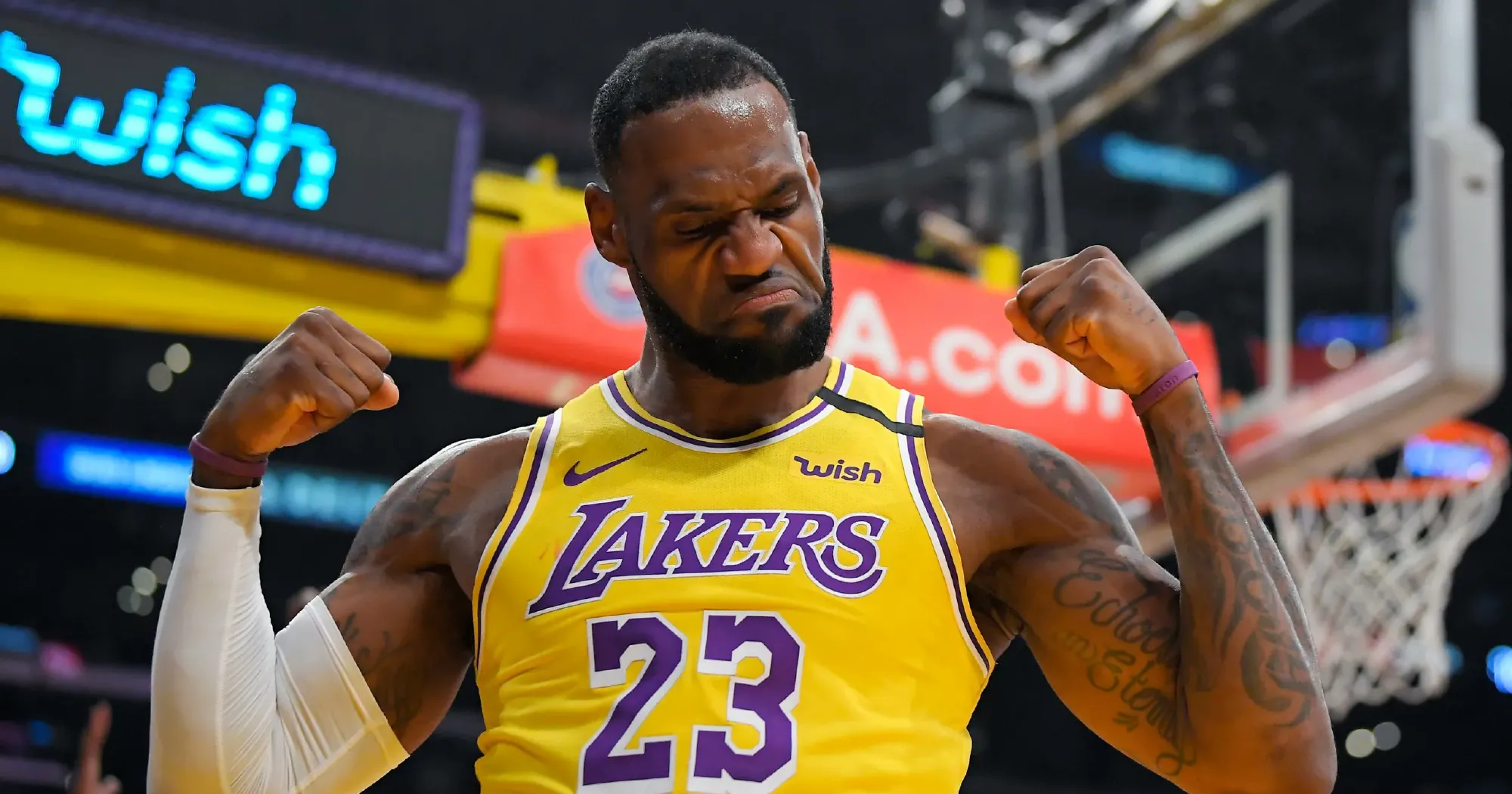 关于湖人核心复出，全队士气大增的信息