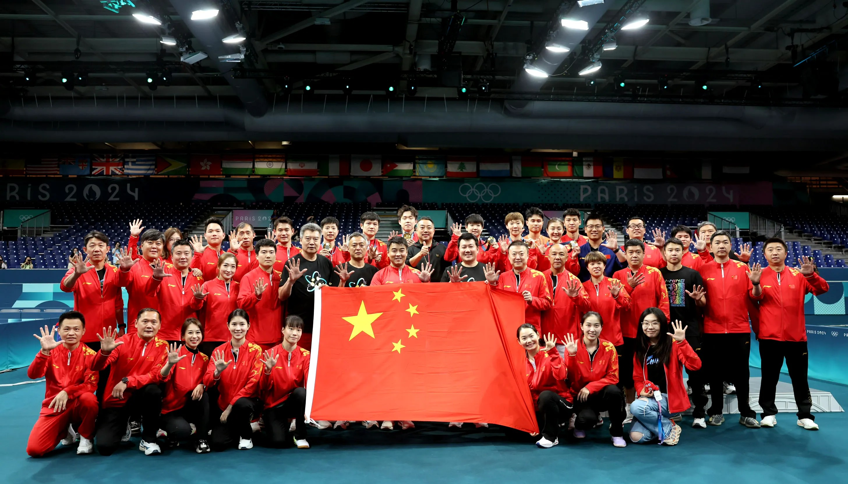 关于新加坡队展现实力,意气风发的信息 关于新加坡队展现实力,意气风发的信息