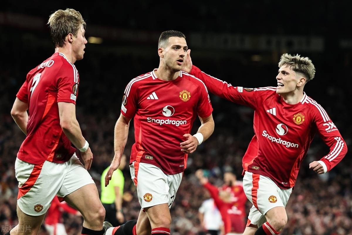 曼联遭逆转淘汰，遗憾出局战役