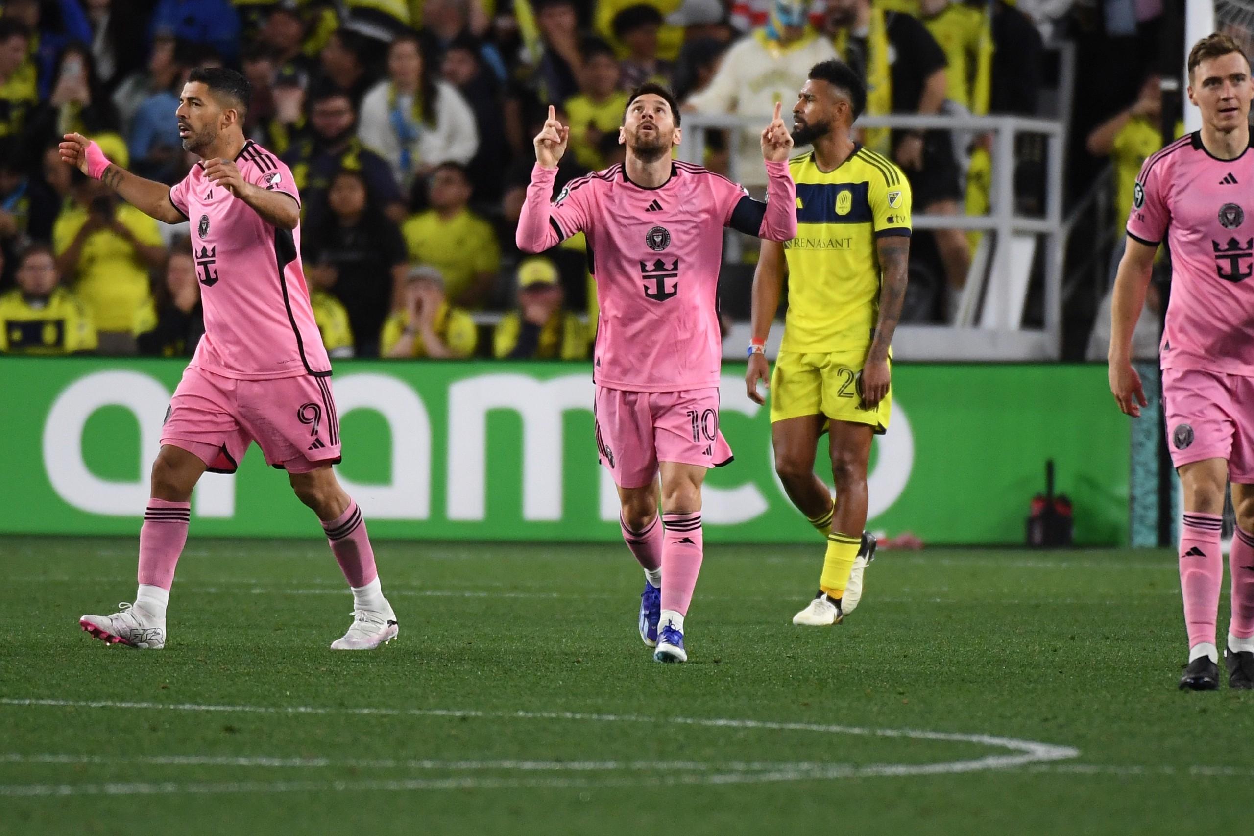 关于梅西小组出局:巴黎圣日耳曼主场力克国际米兰,小组战略大翻盘的信息 关于梅西小组出局:巴黎圣日耳曼主场力克国际米兰,小组战略大翻盘的信息