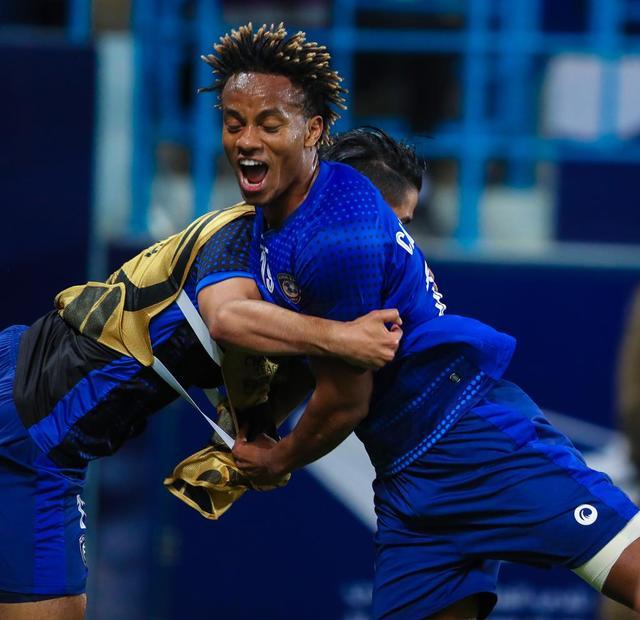 包含浦和红钻以惨败告终，无缘亚洲冠军联赛决赛的词条