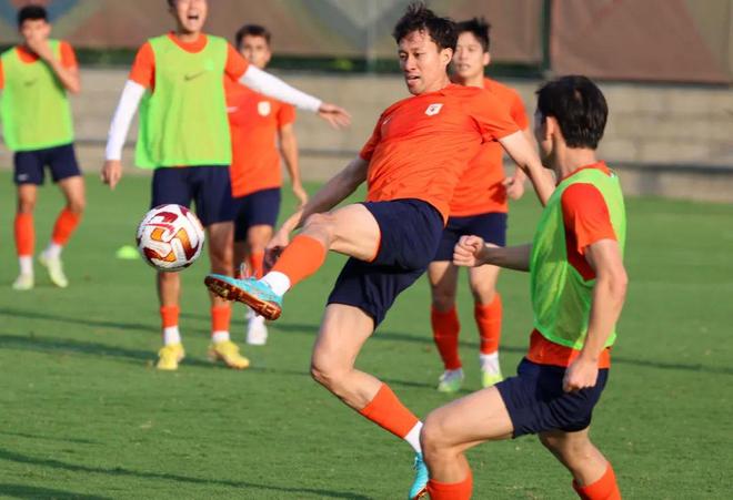 南美洲运动员积极备战争夺冠军 南美洲运动员积极备战争夺冠军