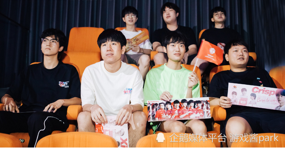 TES轻取KT,Xiaohu操刀奇招英雄翻盘2025世界赛2:1(北京) TES轻取KT,Xiaohu操刀奇招英雄翻盘2025世界赛2:1(北京)