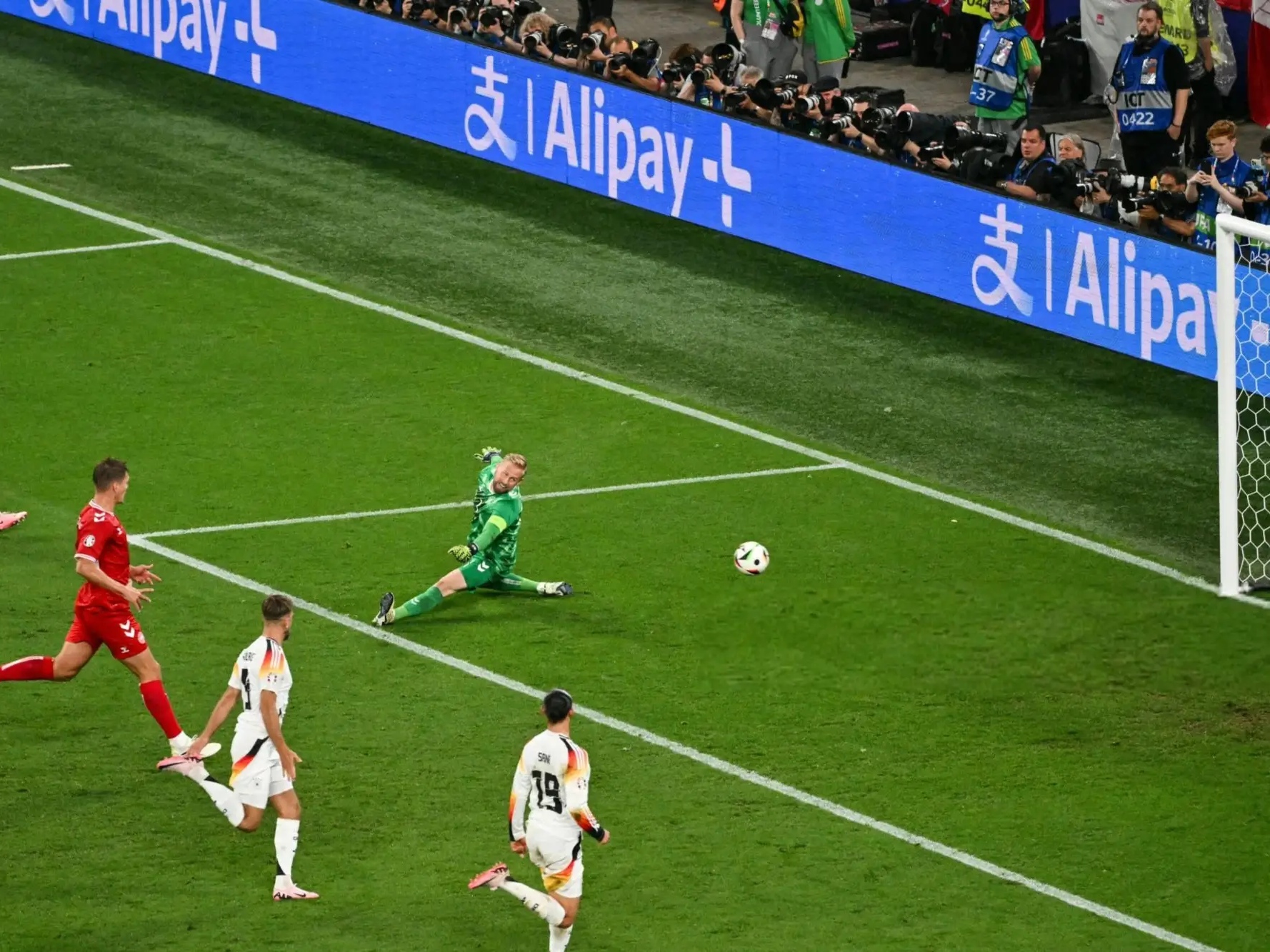 丹麦意外淘汰英格兰,挺进欧洲杯决赛 丹麦意外淘汰英格兰,挺进欧洲杯决赛