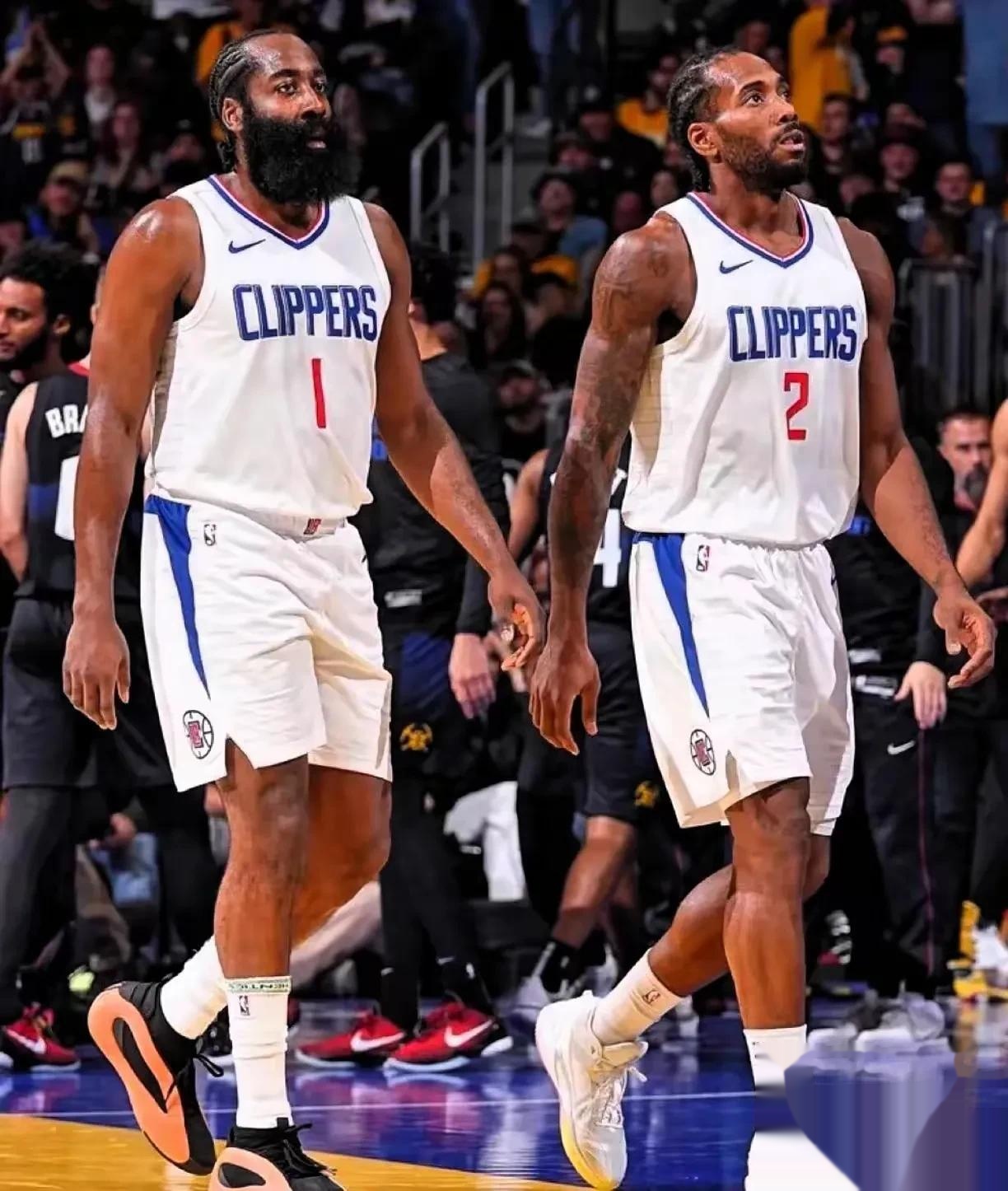 快船队击败太阳,连胜纪录 快船队击败太阳,连胜纪录