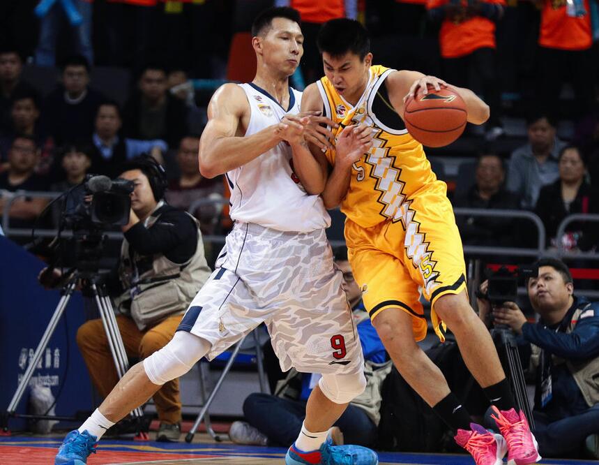 关于荷兰碾压里昂,哈兰德一己之力扛起全队的信息 关于荷兰碾压里昂,哈兰德一己之力扛起全队的信息