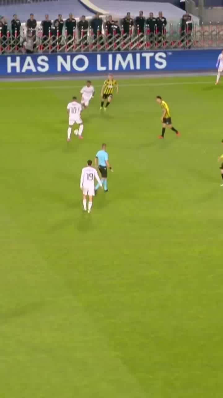 关于瑞士横扫国际米兰，罗德里戈完成帽子戏法的信息