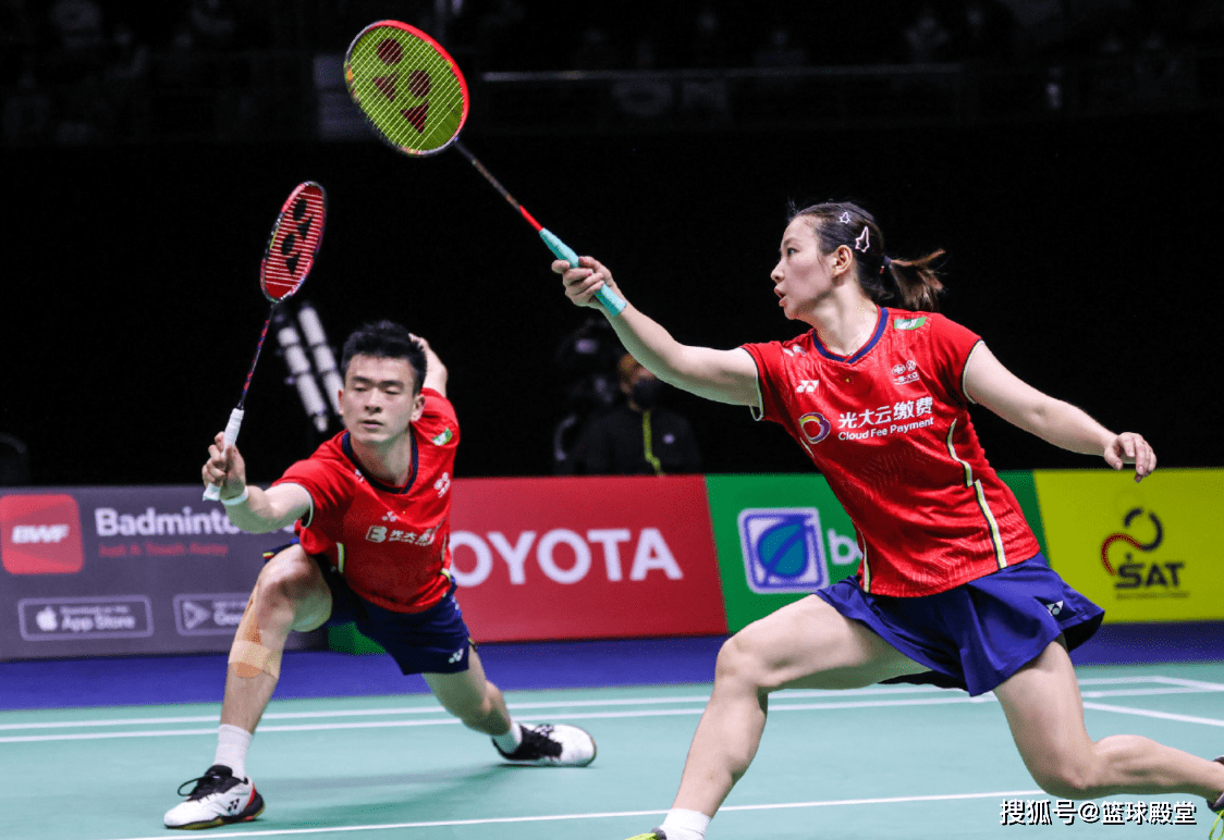 韩国队逆转法国队，郑思维点燃赛场