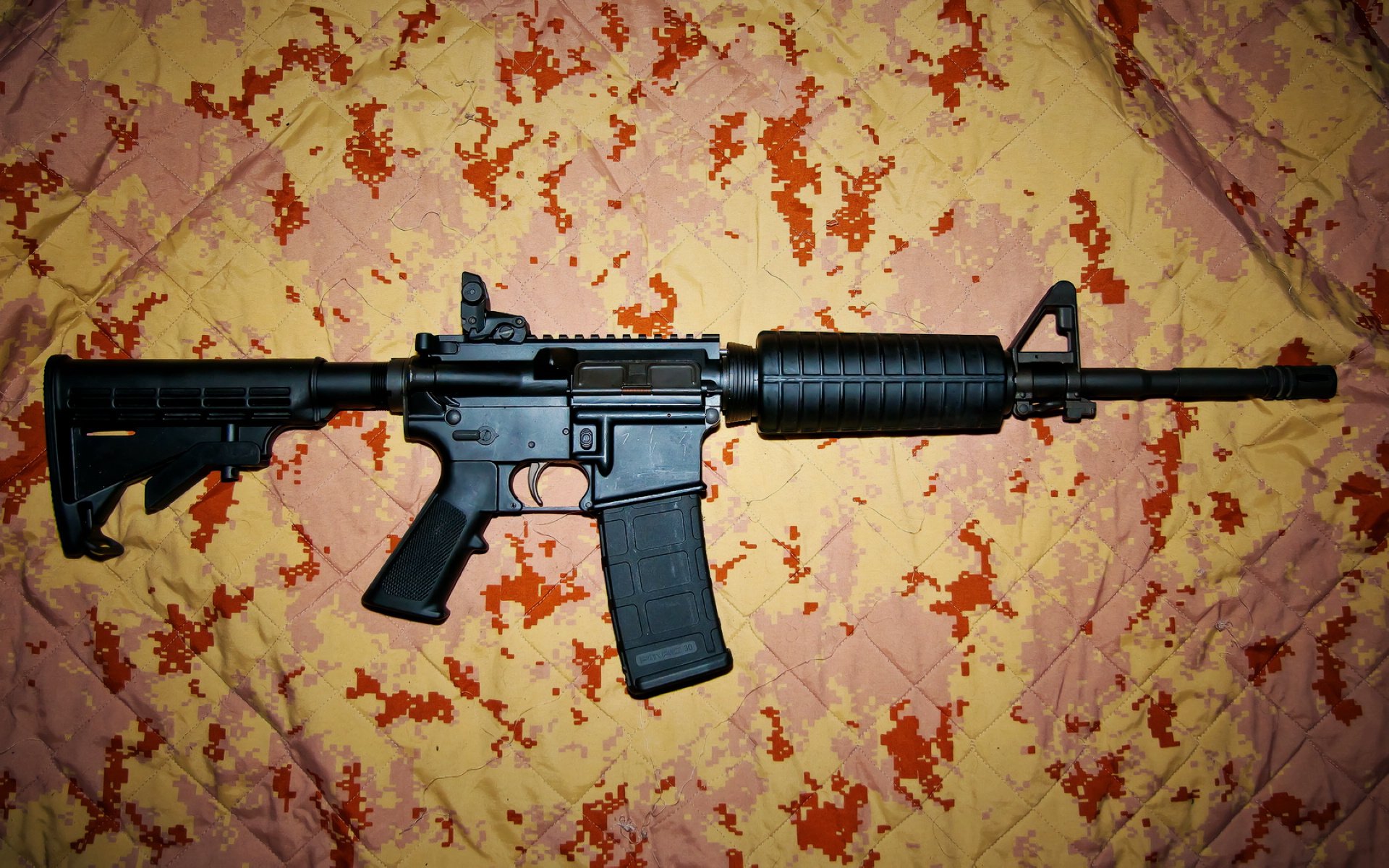 南国烈焰焚熊爪，北境指挥官定乾坤