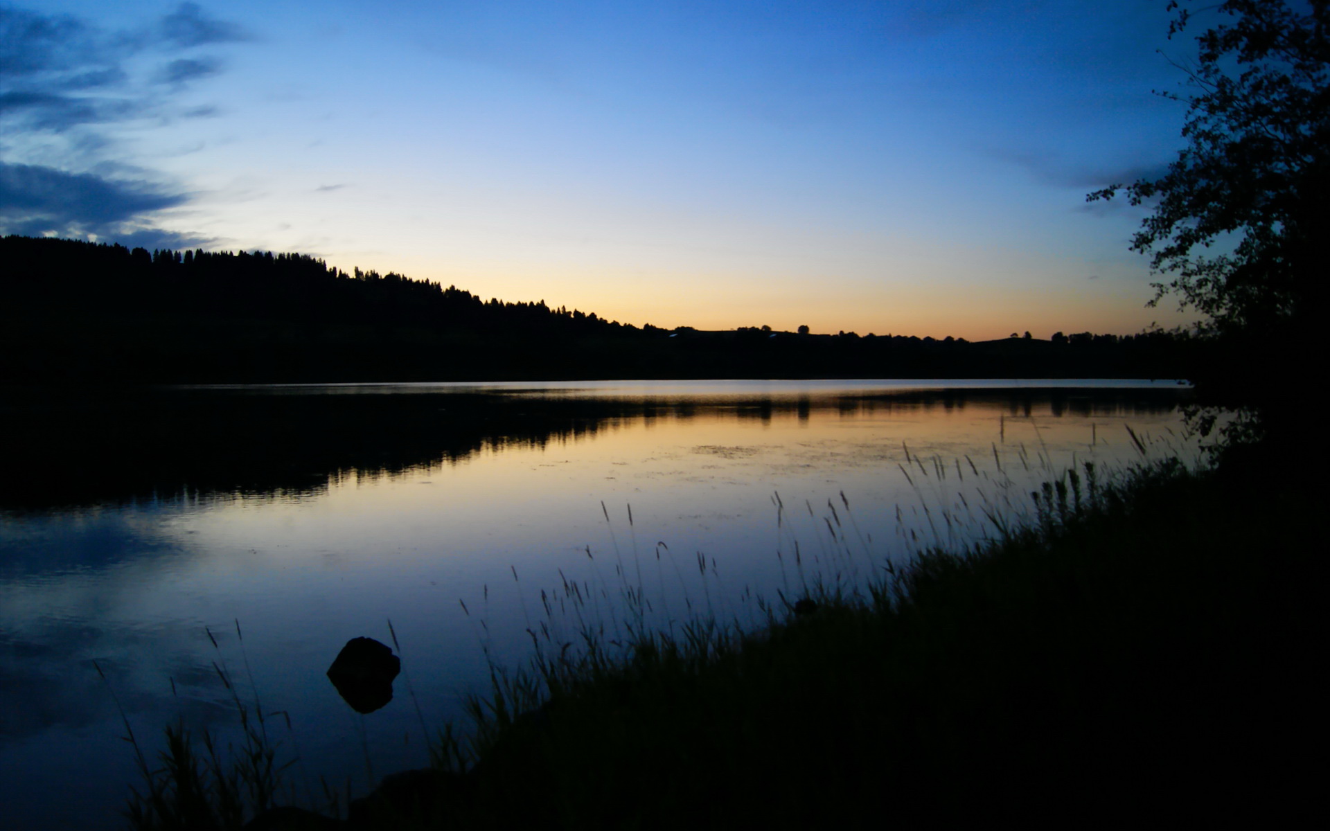 杜兰特，奥运关键战之夜的攻防转换擎天柱